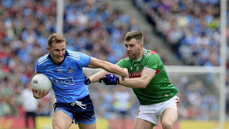 Dublin&#39;s Ciar&aacute;n Kilkenny (left) and S&eacute;amus O&#39;Shea of Mayo in action during the All-Ireland Senior Football Championship semi-final between Dublin and Mayo at Croke Park, Dubln on Saturday August 10 2019. Picture by Philip Walsh. 