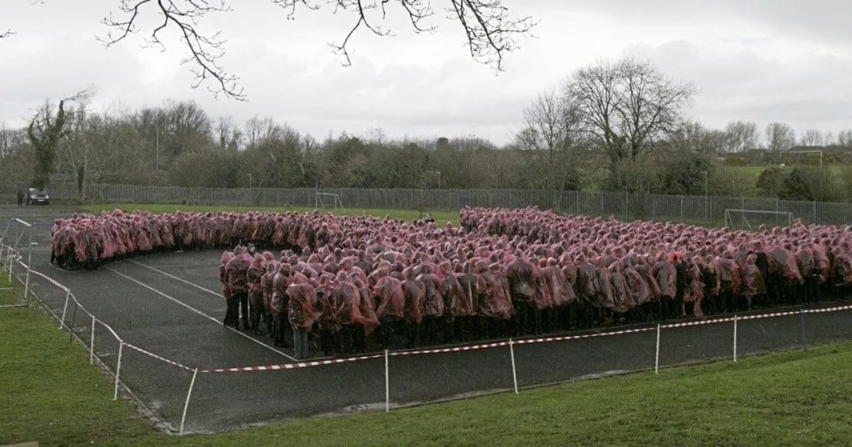 Human Pi Pupils set world record for largest human Pi symbol – The Irish News