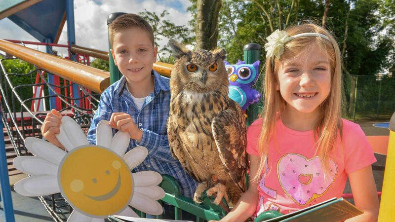Daniel and Katie Luke and Ollie the Owl launch the ReadOn campaign. Picture by Aaron McCracken/Harrisons 