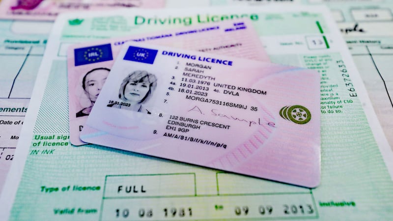 <span style="font-family: Verdana, Arial, Helvetica, sans-serif; font-size: 13.3333px;">Sample UK and Irish Driving licenses on display at the National Driver License Service in Santry, Dublin, to remind UK license holders to change their license before a no deal Brexit.</span><span style="font-family: Verdana, Arial, Helvetica, sans-serif; font-size: 13.3333px;">&nbsp;Niall Carson/PA Wire</span>