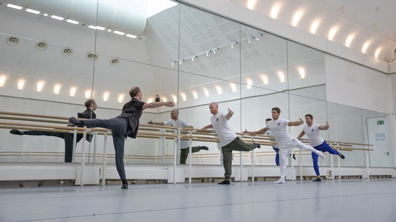 The former Strictly Come Dancing contestant took part in a ballet class at the Royal Opera House. 