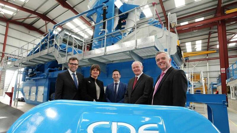 First Minister Arlene Foster and Deputy First Minister Martin McGuinness pictured with Alastair Hamilton, Chief Executive Invest NI; Brendan McGurgan, managing director of CDE; and Enterprise Minister, Jonathan Bell. Picture by Kelvin Boyes / Press Eye                                                                                                                                       