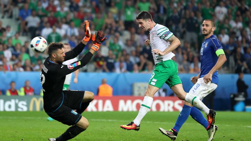 Republic of Ireland's Robbie Brady scores his side's first goal of the game during the Euro 2016, Group E match at the Stade Pierre Mauroy, Lille.&nbsp;