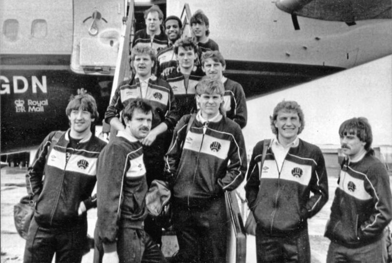 Newcastle United boarding a plane bound for Bermuda in 1985. Paul Gascoigne is to the left of Paul Ferris on the steps 