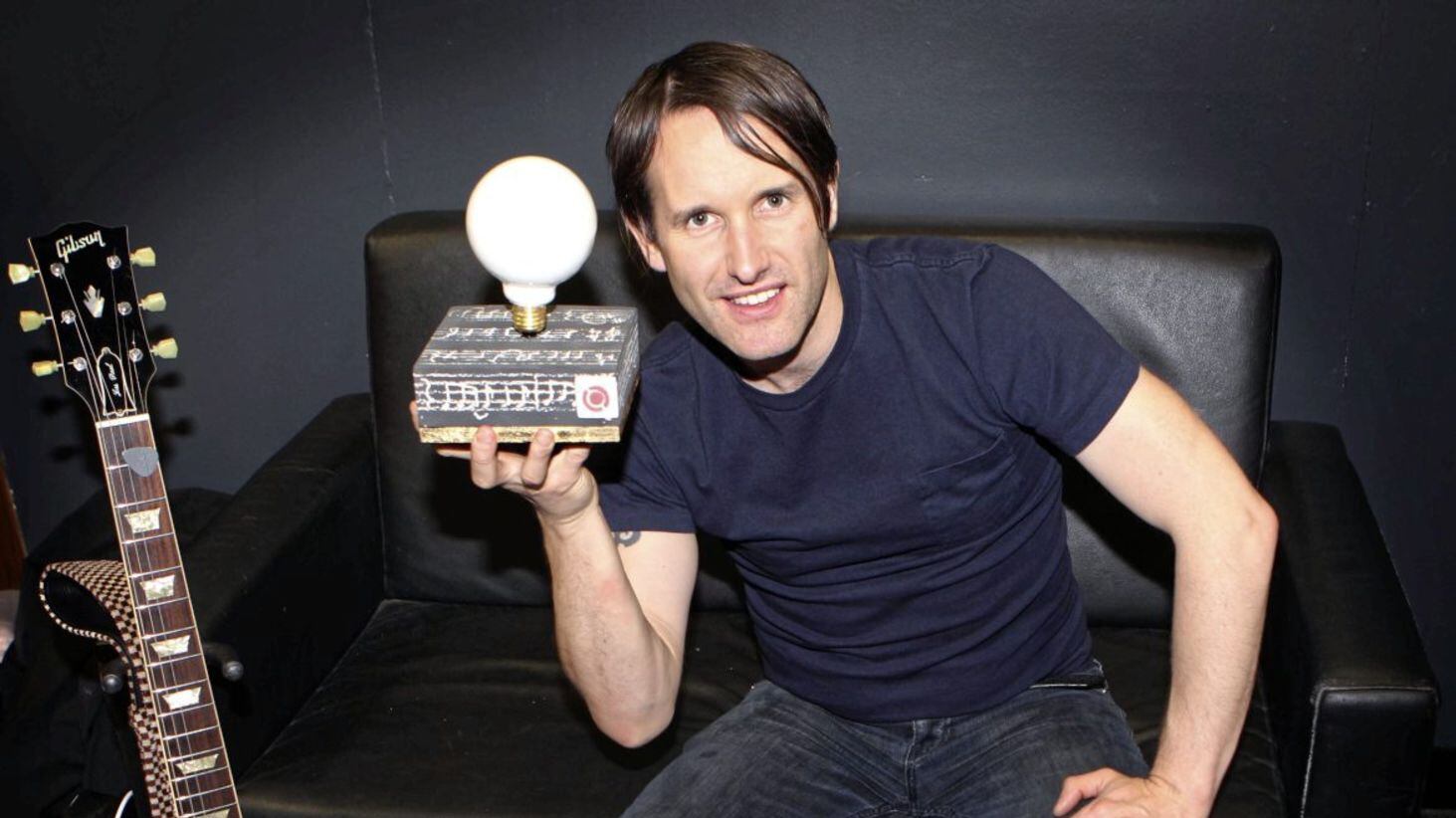 Ash's Tim Wheeler with the band's Oh Yeah Legend Award. Picture by Matt Bohill.